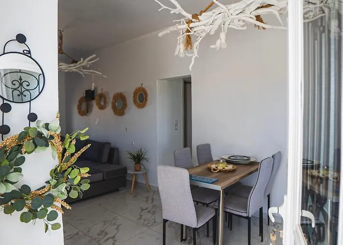 Vakantiehuis Stone Afiartis